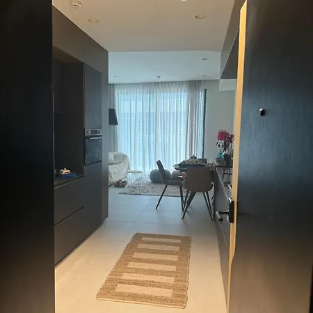 Mercury Tower Apartment *